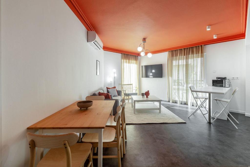 Onezerotwo By Zoia Living Aparthotel Athens Luaran gambar