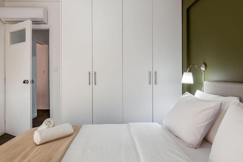 Onezerotwo By Zoia Living Aparthotel Athens Luaran gambar