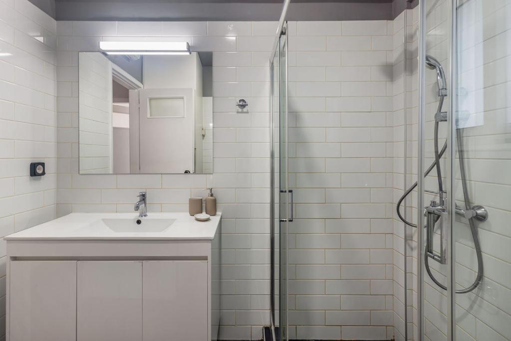 Onezerotwo By Zoia Living Aparthotel Athens Luaran gambar